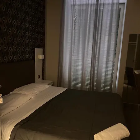 International 那不勒斯