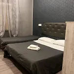 住宿加早餐酒店 International 3*