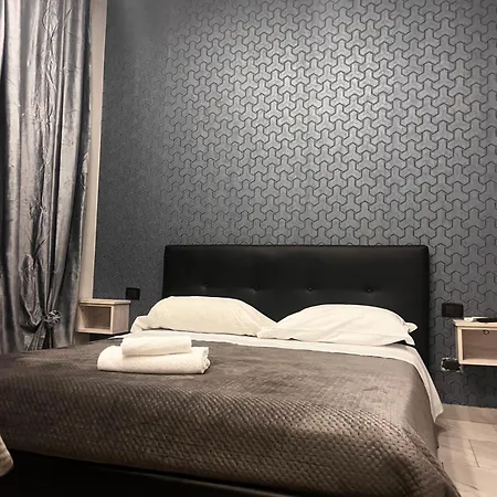 فندق مبيت وإفطار International 3*