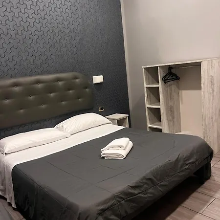 فندق مبيت وإفطار International 3*