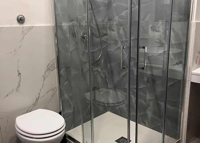 فندق مبيت وإفطار International 3*