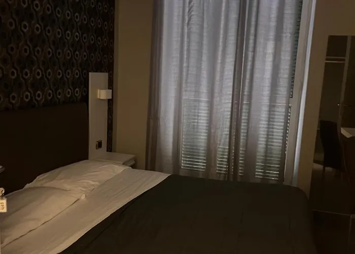 International Neapol