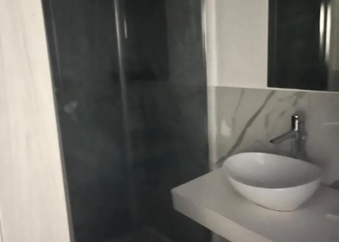 International 3* Neapol